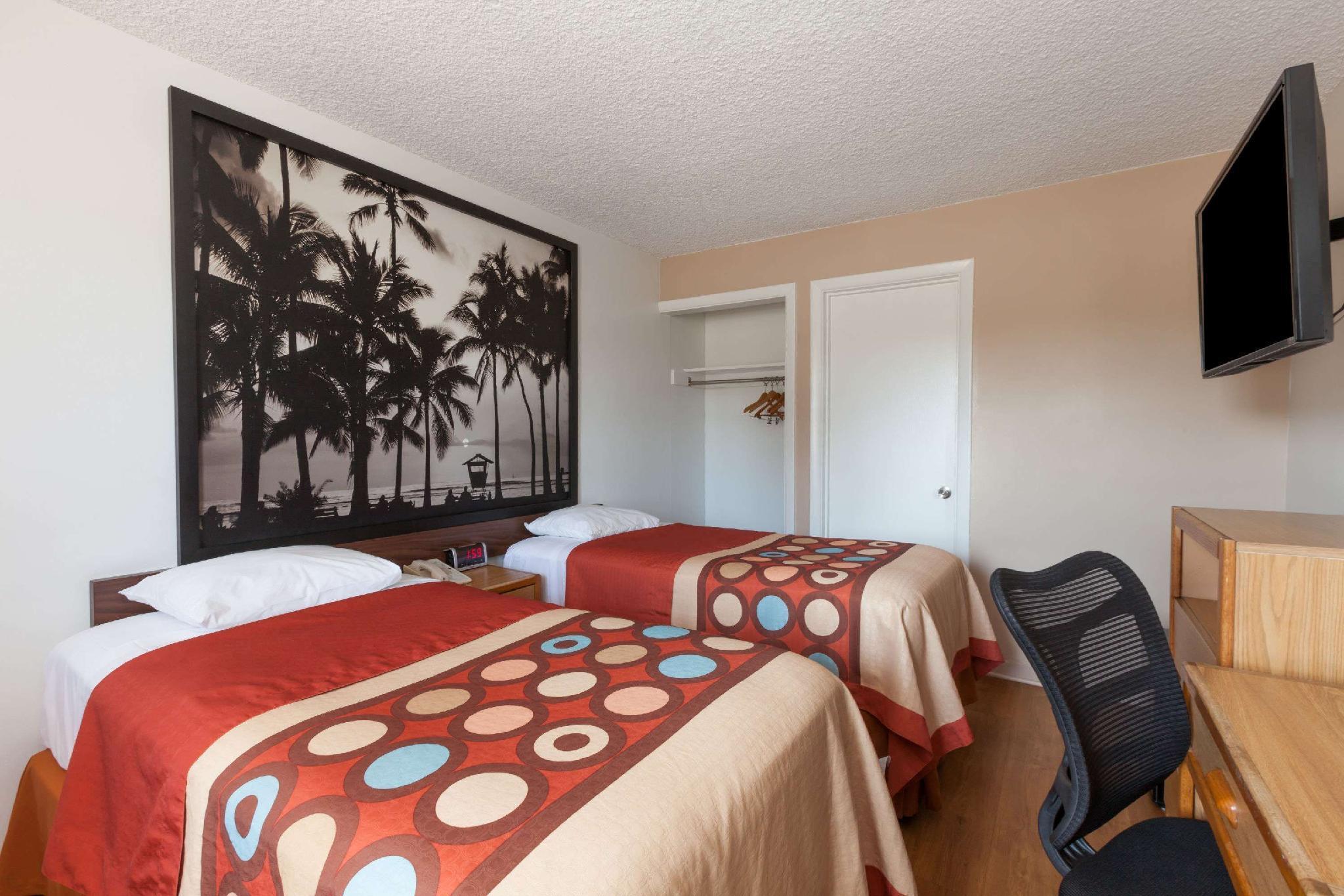Готель Super 8 By Wyndham Santa Barbara/Goleta Екстер'єр фото